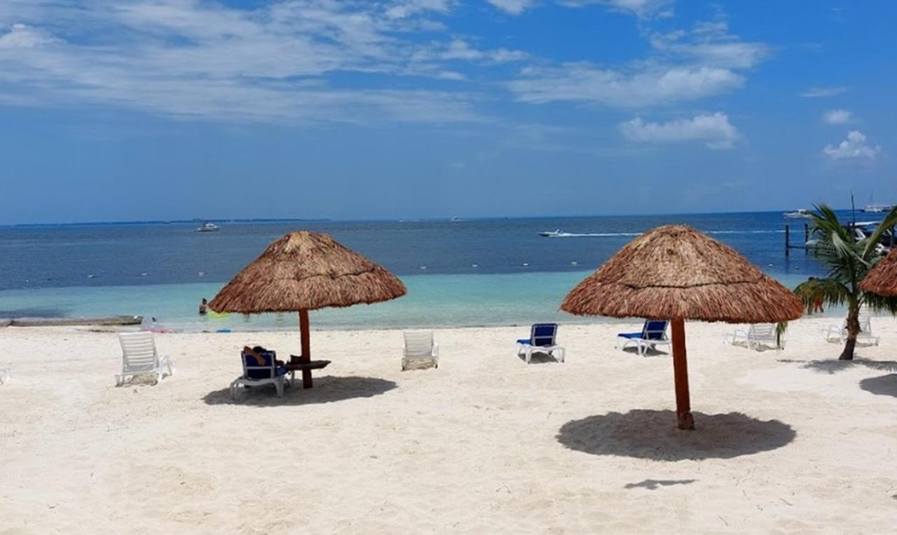 Oceanfront Condo At Unique Location Cancún Exterior foto